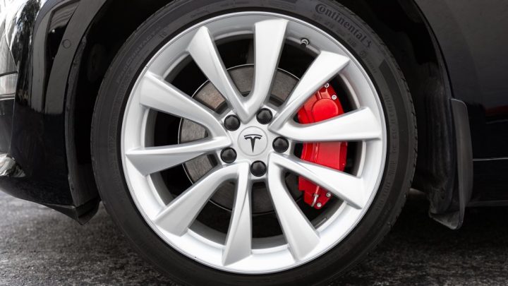Best Tesla Model 3 Caliper Covers