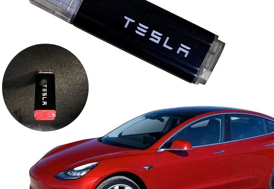 Does Tesla Model 3 Come With USB Drive?
